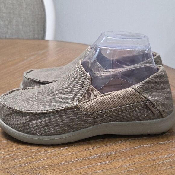 Crocs Santa Cruz II Loafers Youth Size J5 Unisex Khaki Slip on Shoes 204025 nwot - Picture 4 of 9